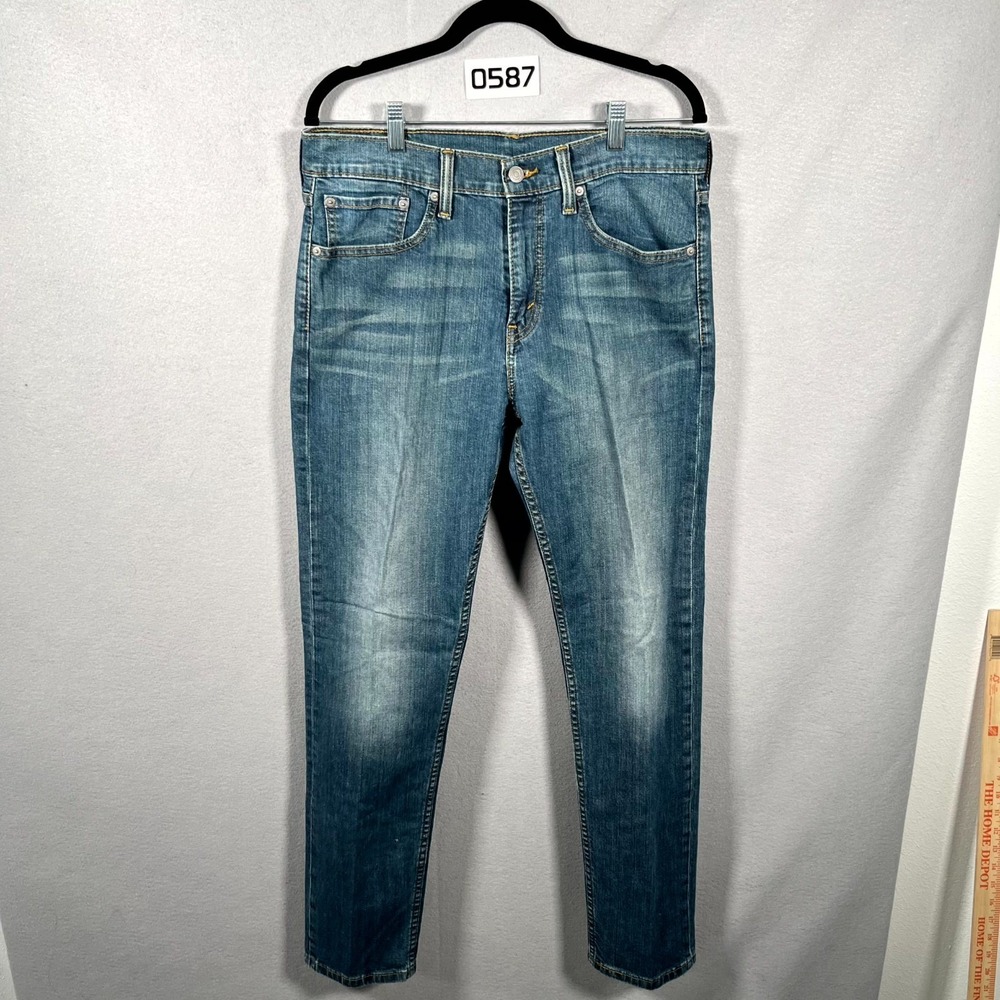 Levi's 508 Jeans Mens 31x32 Blue Denim Medium Wash Straight Leg Streetwear